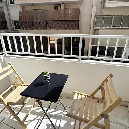 شقة Majestic Beachfront Finikoudes *